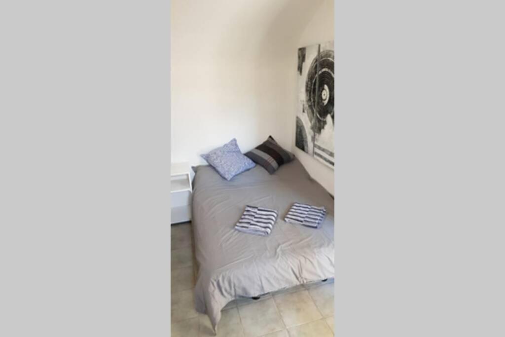 St Jean Du Gard : Spacious Apartment With Use Of Pool سان جان دو جارد المظهر الخارجي الصورة