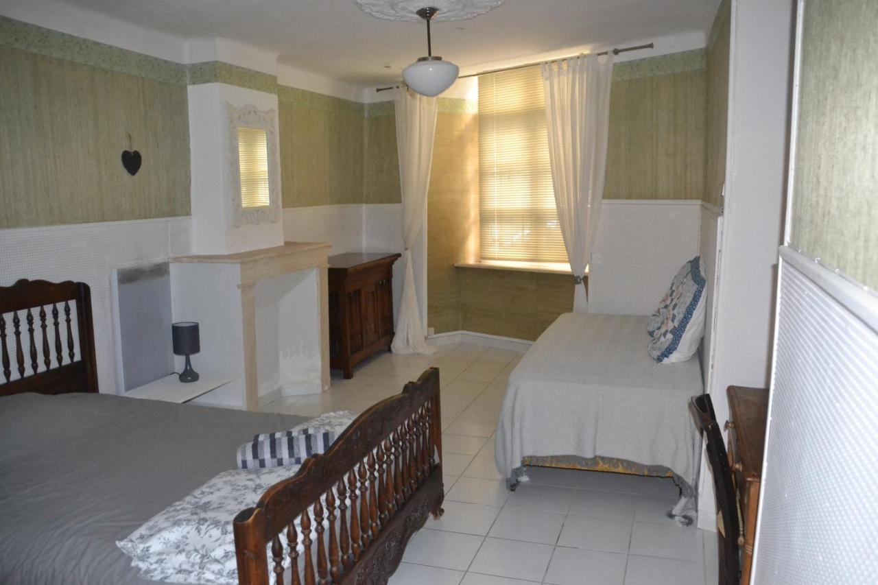 St Jean Du Gard : Spacious Apartment With Use Of Pool سان جان دو جارد المظهر الخارجي الصورة