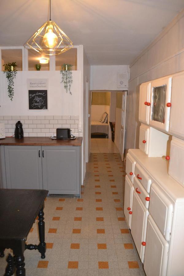 St Jean Du Gard : Spacious Apartment With Use Of Pool سان جان دو جارد المظهر الخارجي الصورة
